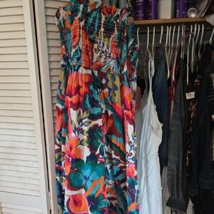 Floral Strapless Summer Dress in Multicolor. 3x